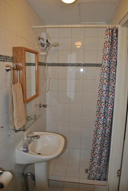 Stone Throw Apartment