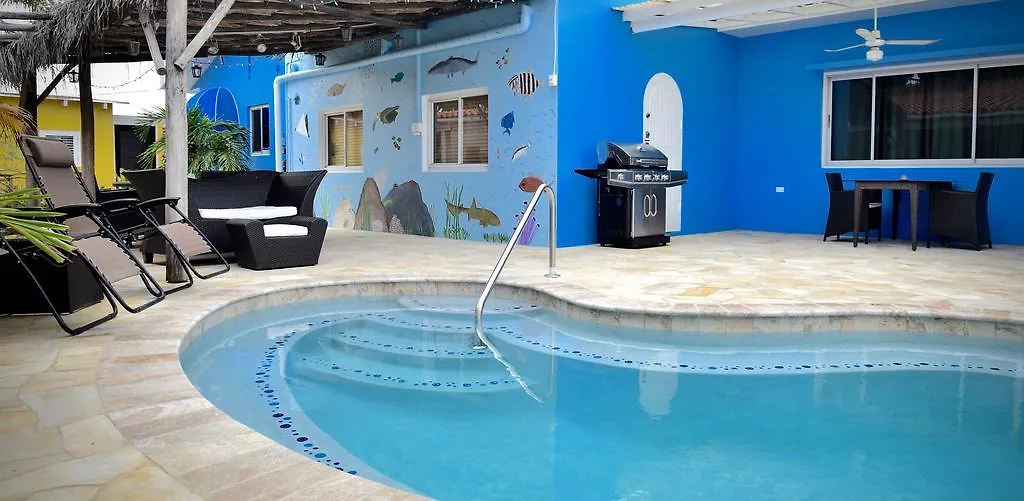 Stone Throw Apartment
